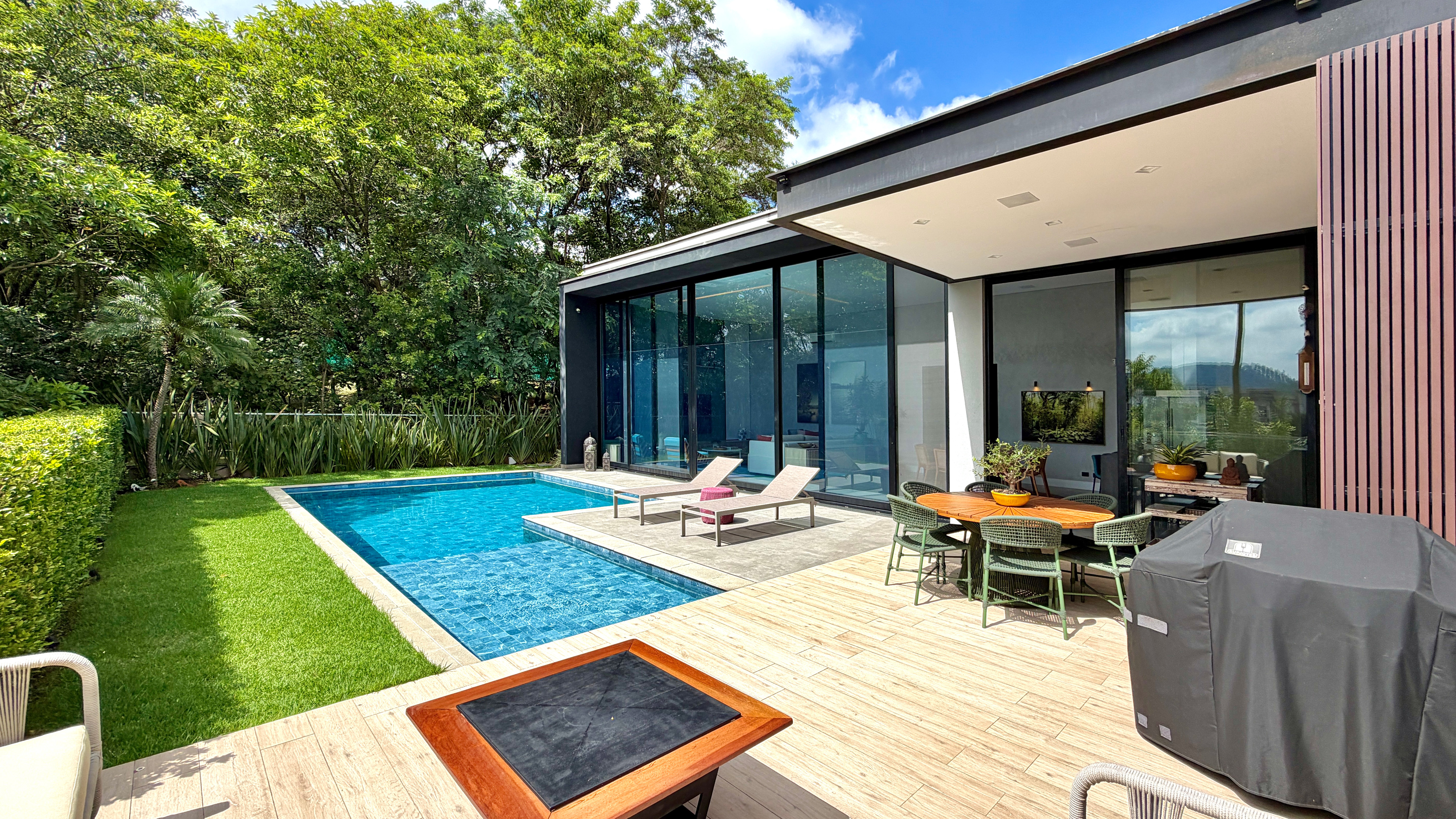 Casa, 4 suítes, 430m², em Tamboré 11