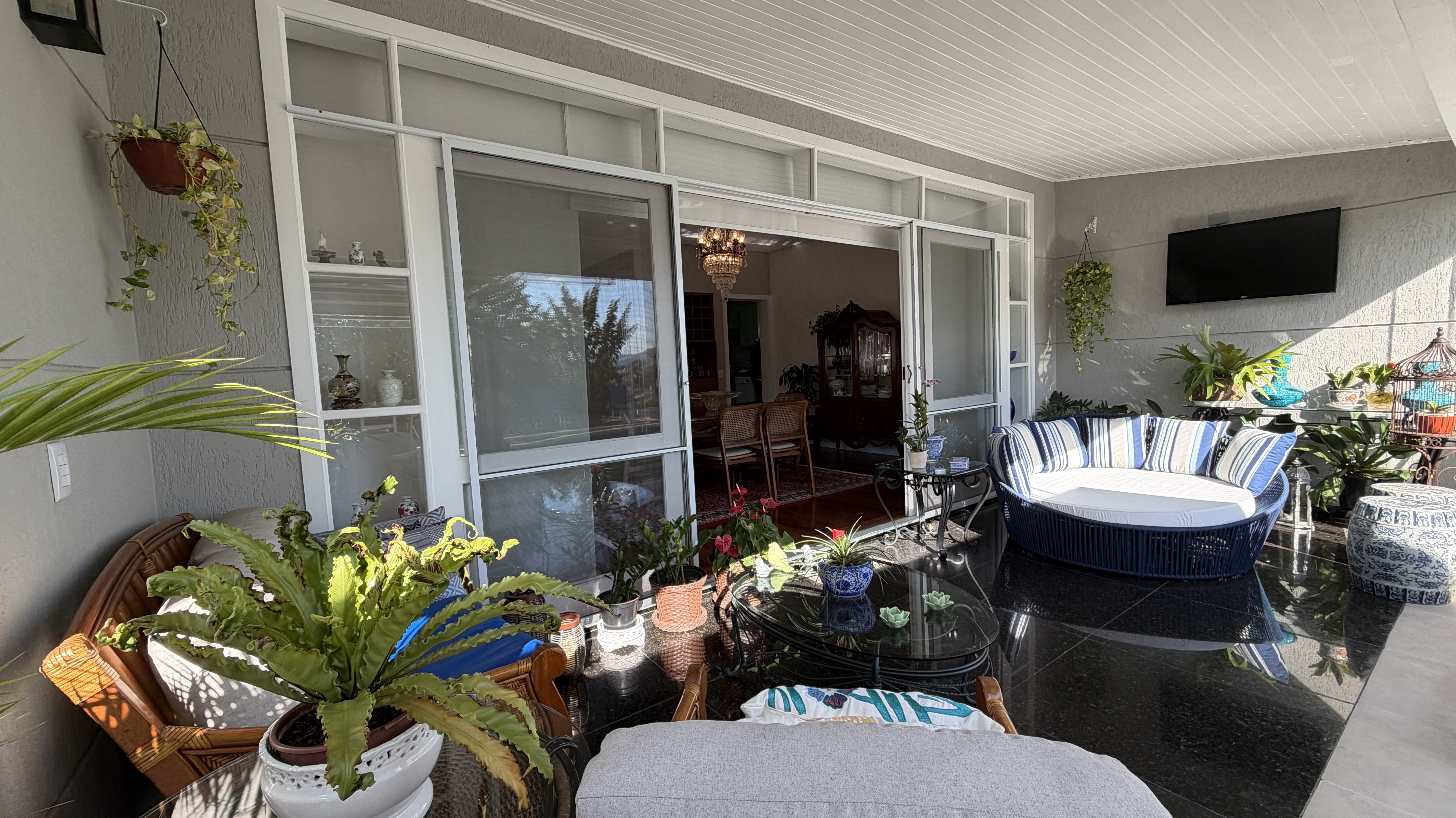 Casa, 4 suítes, 330m², em Residencial 6 — foto 7