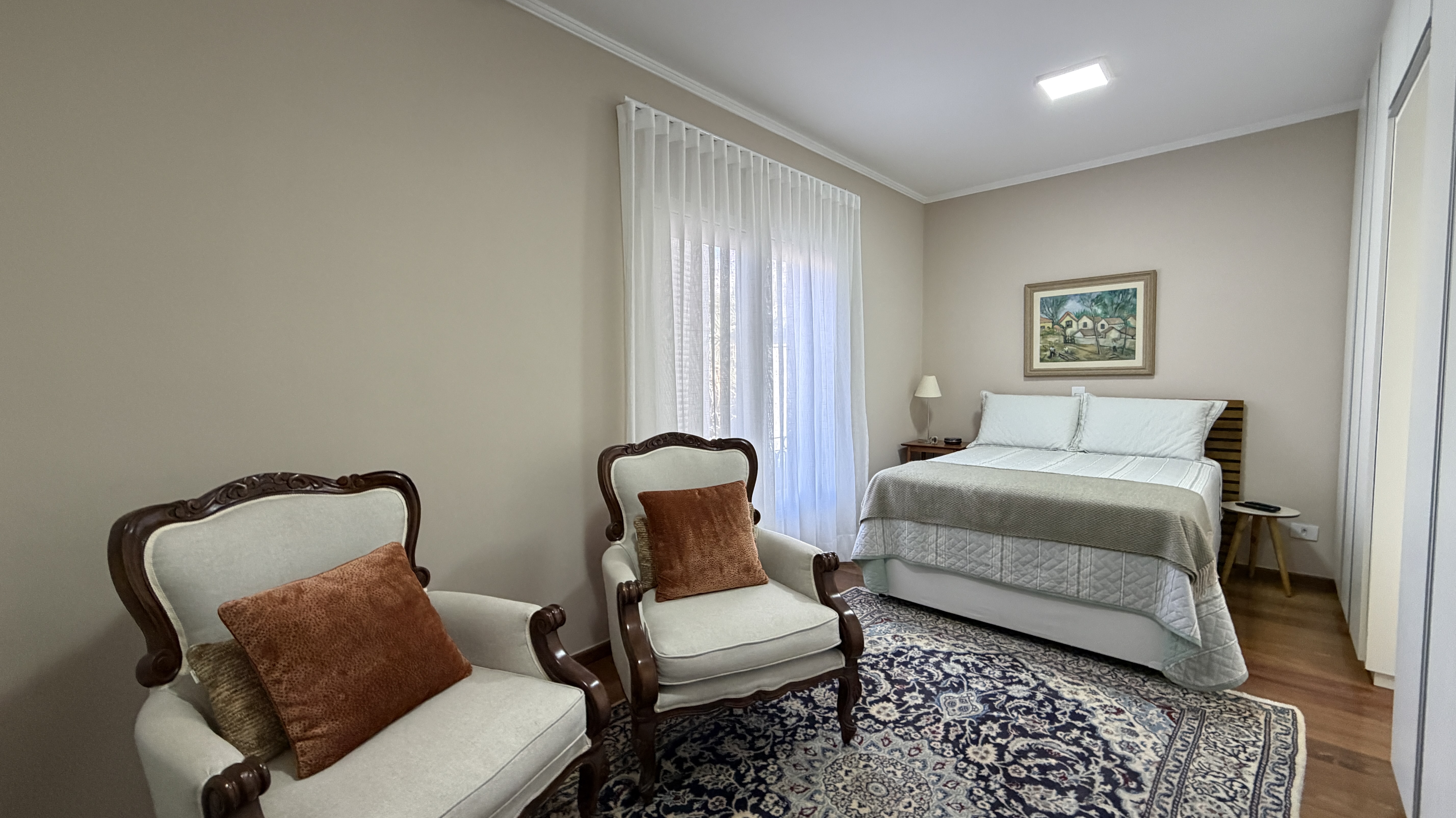 Casa, 4 suítes, 330m², em Residencial 6 — foto 13