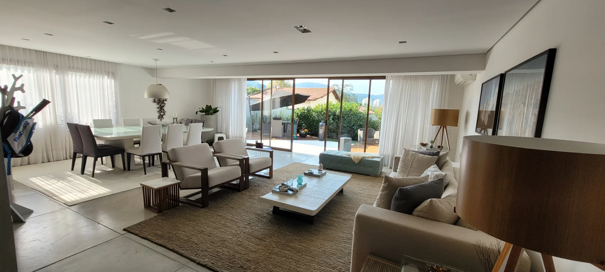 Casa, 4 suítes, 320m², em Residencial 4 — foto 2