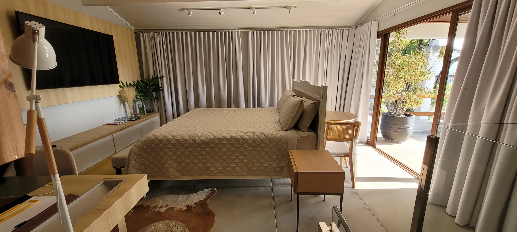 Casa, 4 suítes, 320m², em Residencial 4 — foto 4