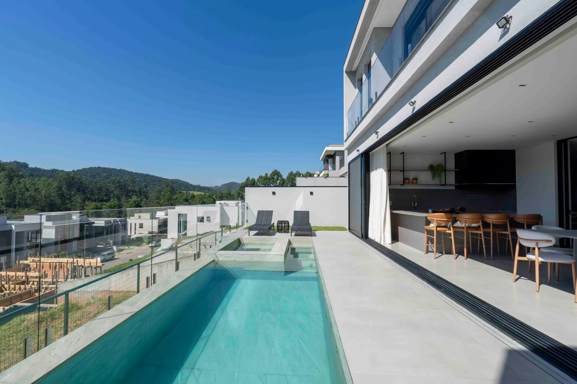 Casa, 4 suítes, 430m², em Itahyê