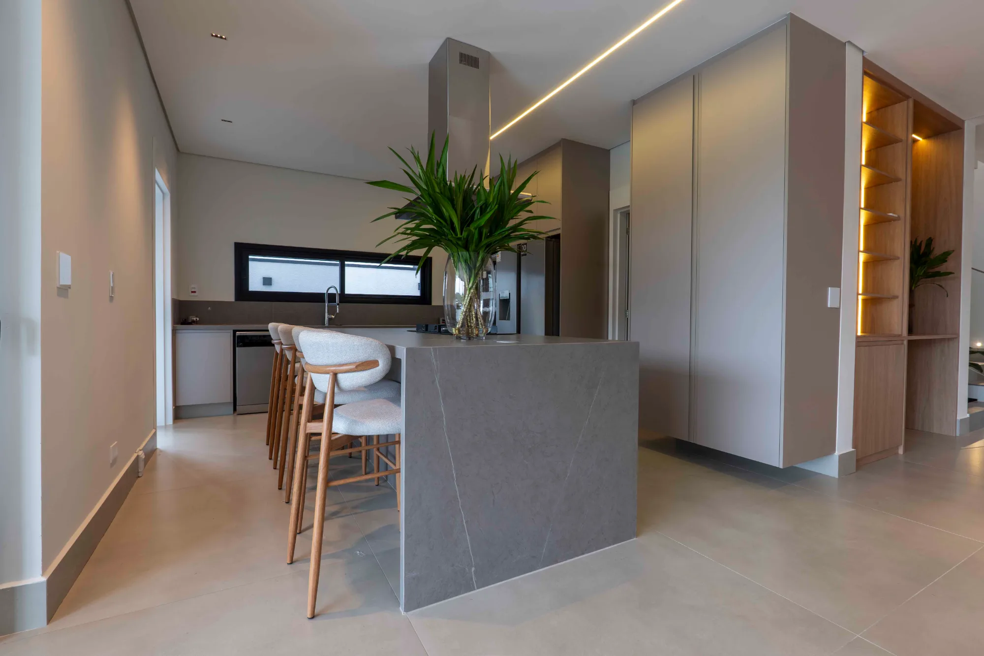 Casa, 4 suítes, 430m², em Itahyê — foto 2