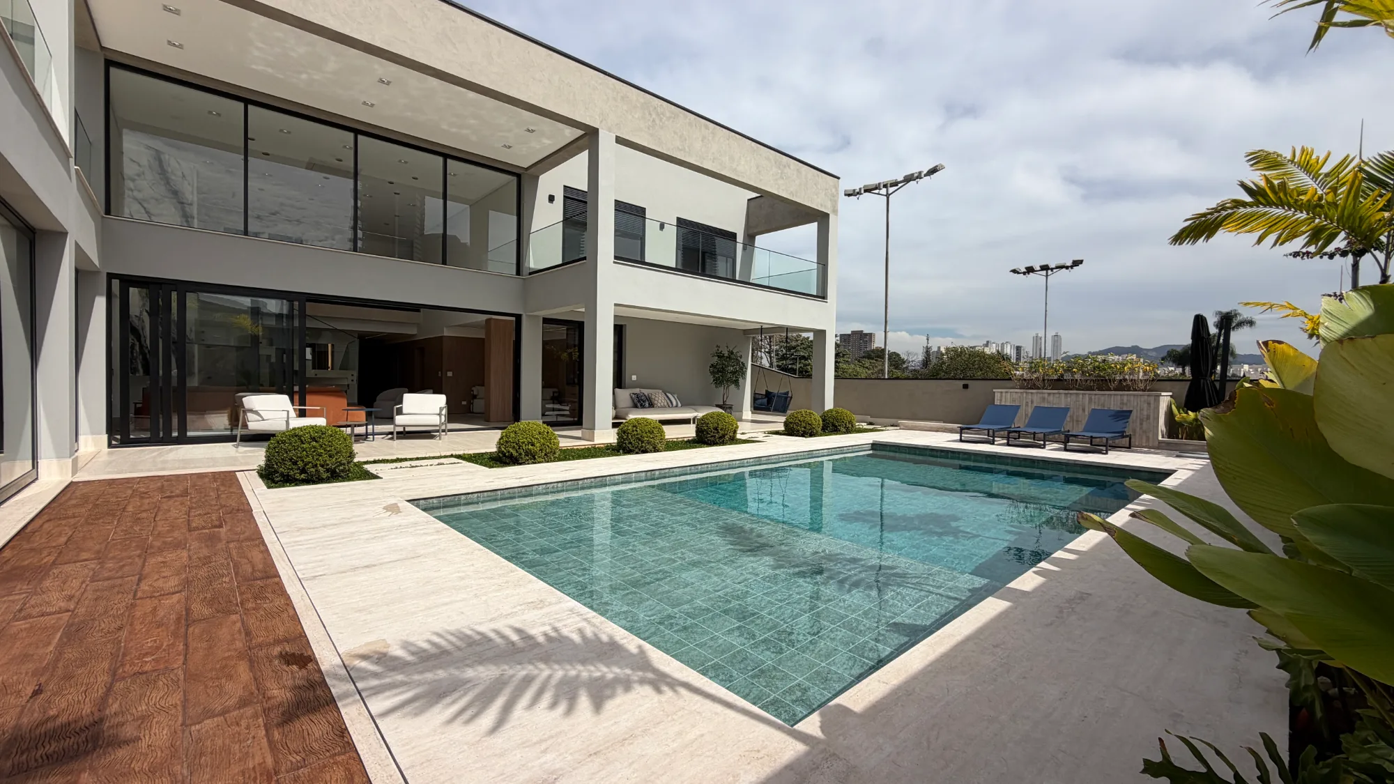 Casa, 6 suítes, 700m², em Residencial 2 — foto 9