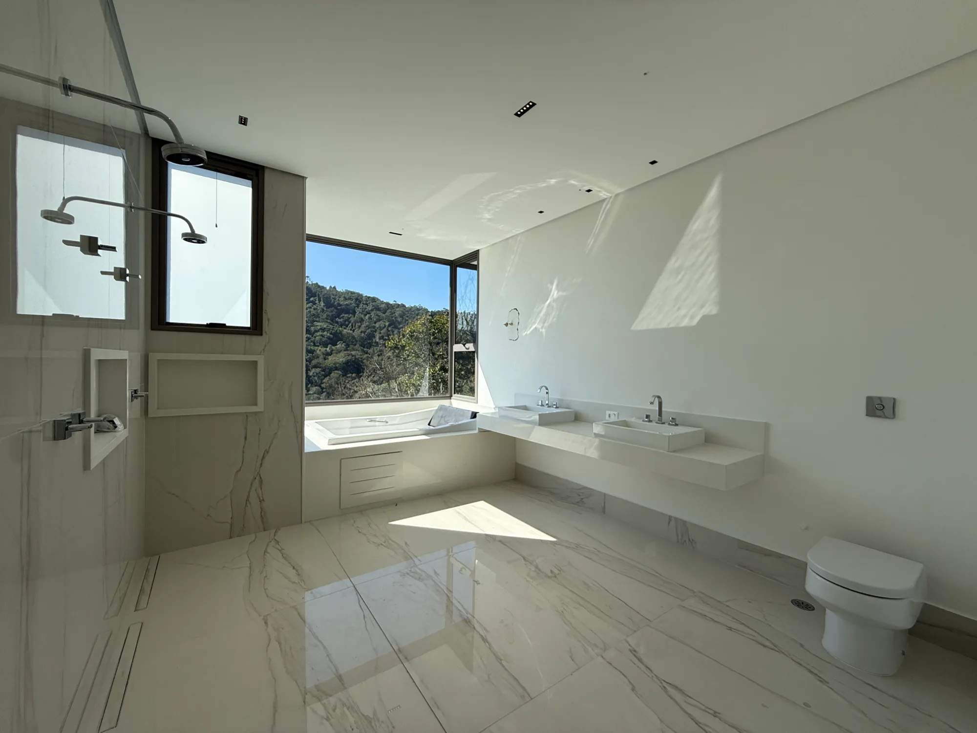 Casa, 4 suítes, 684m², em Genesis 2 — foto 9