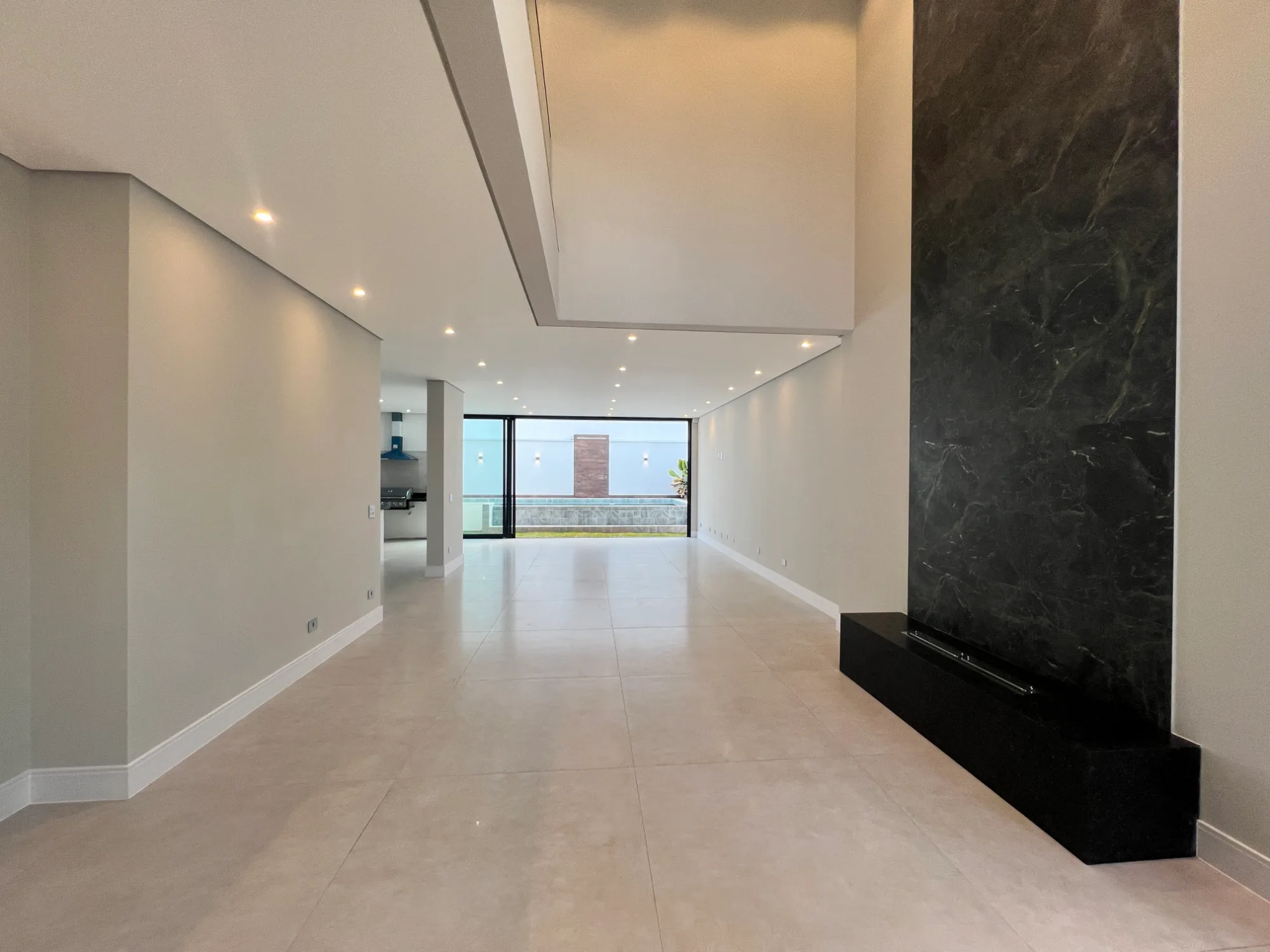 Casa, 4 suítes, 340m², em Residencial 4 — foto 7
