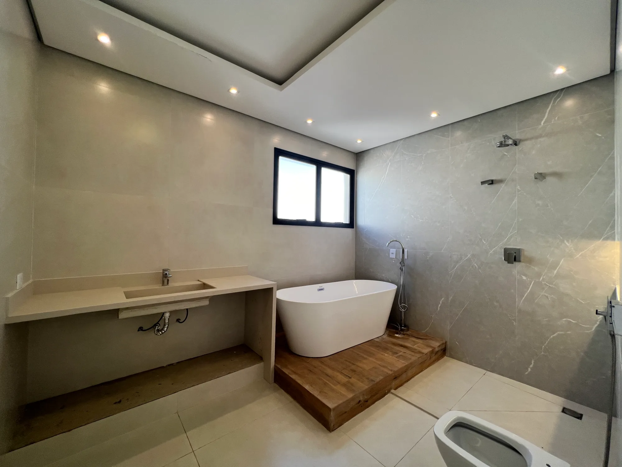 Casa, 4 suítes, 320m², em Residencial 6 — foto 6