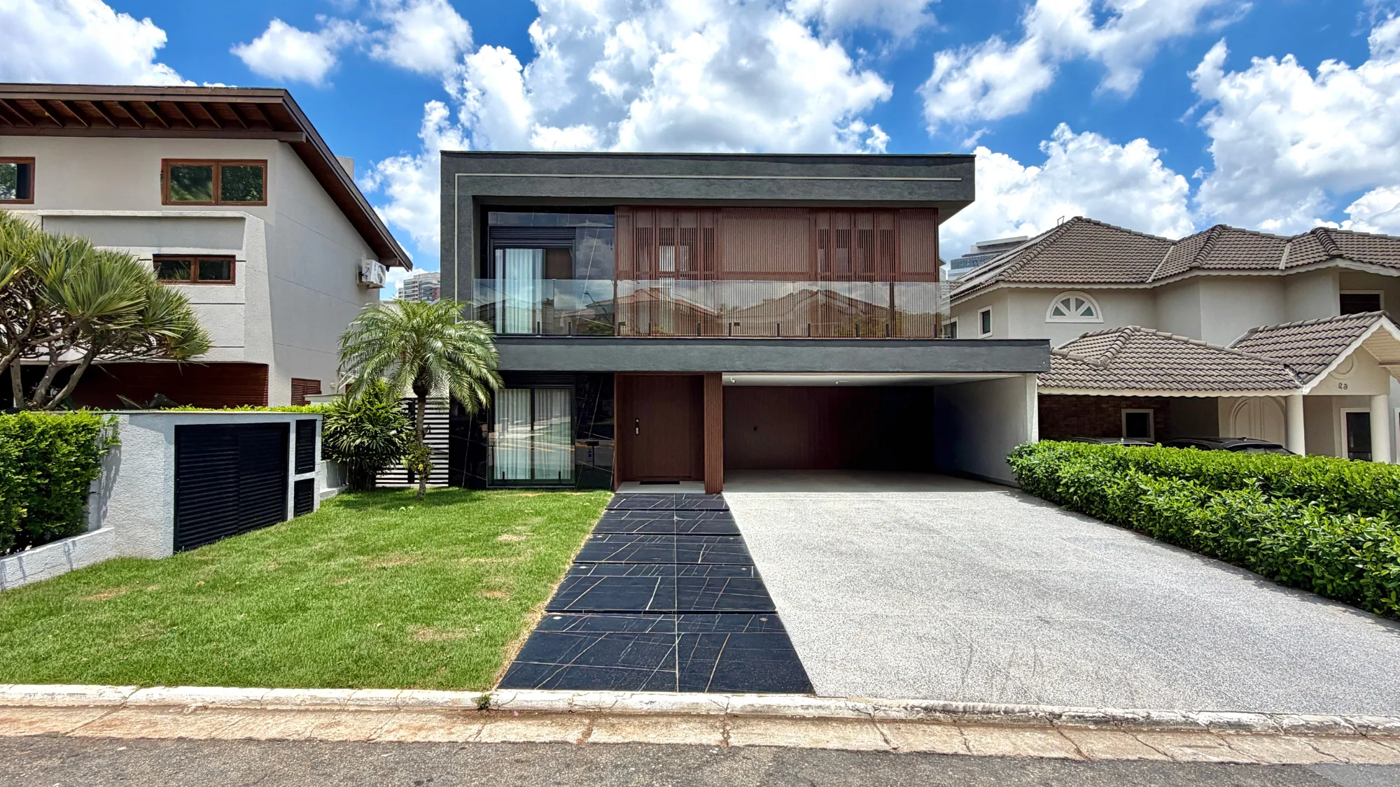 Casa, 6 suítes, 470m², em 18 do Forte