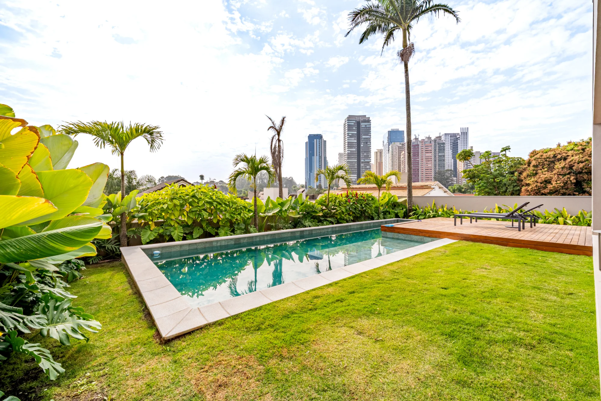 Casa, 4 suítes, 535m², em Residencial 2 — foto 9