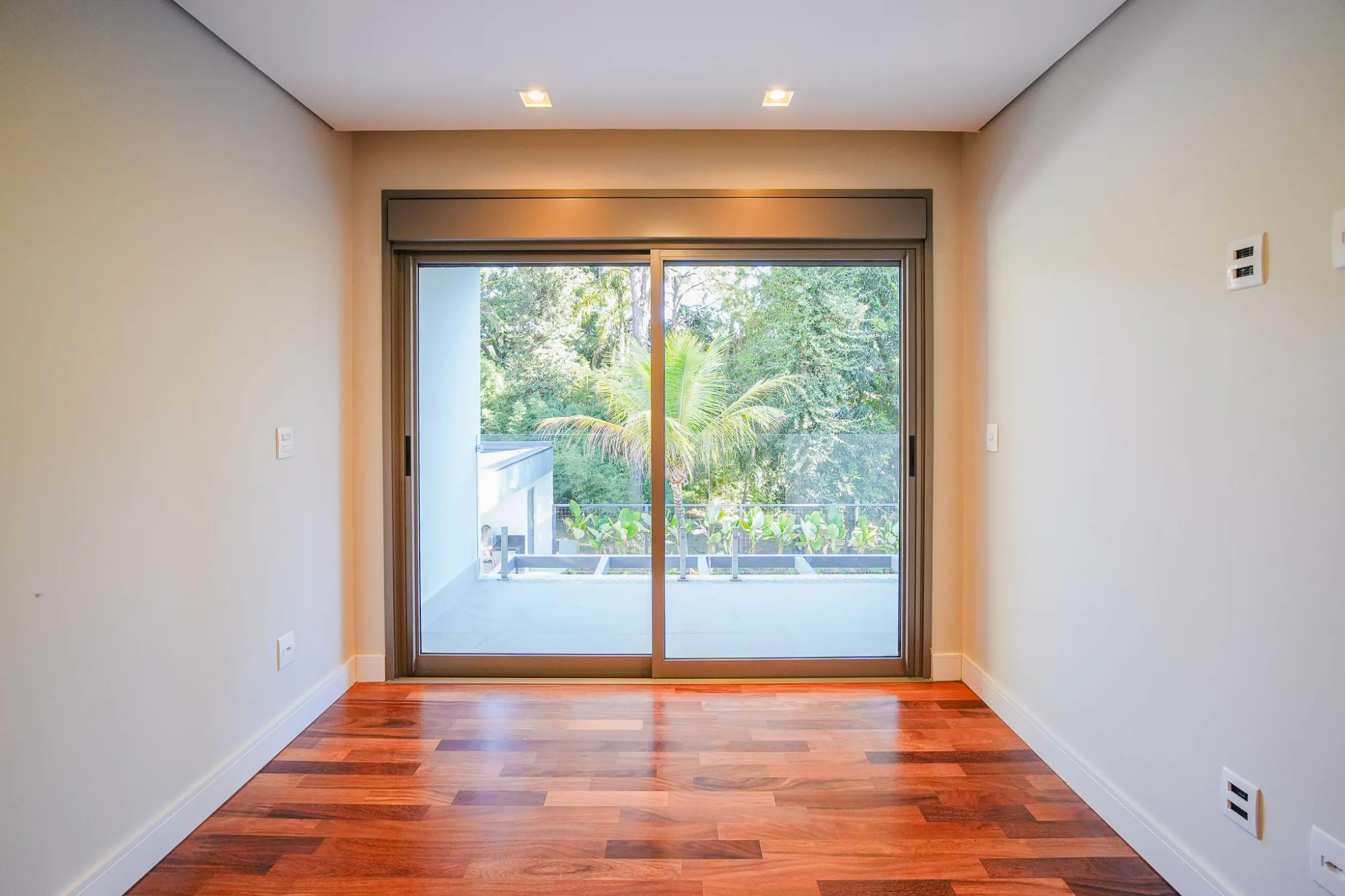 Casa, 4 suítes, 575m², em Residencial 10 — foto 4