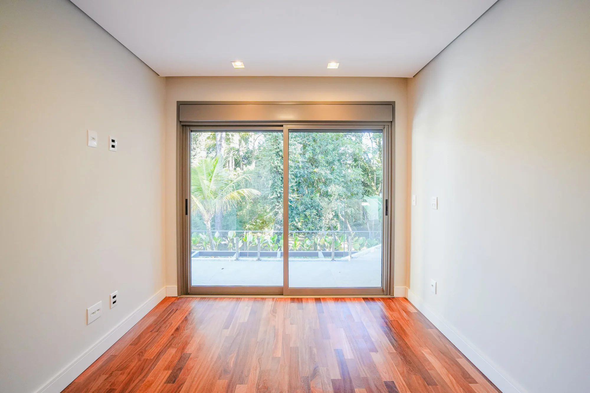 Casa, 4 suítes, 575m², em Residencial 10 — foto 7