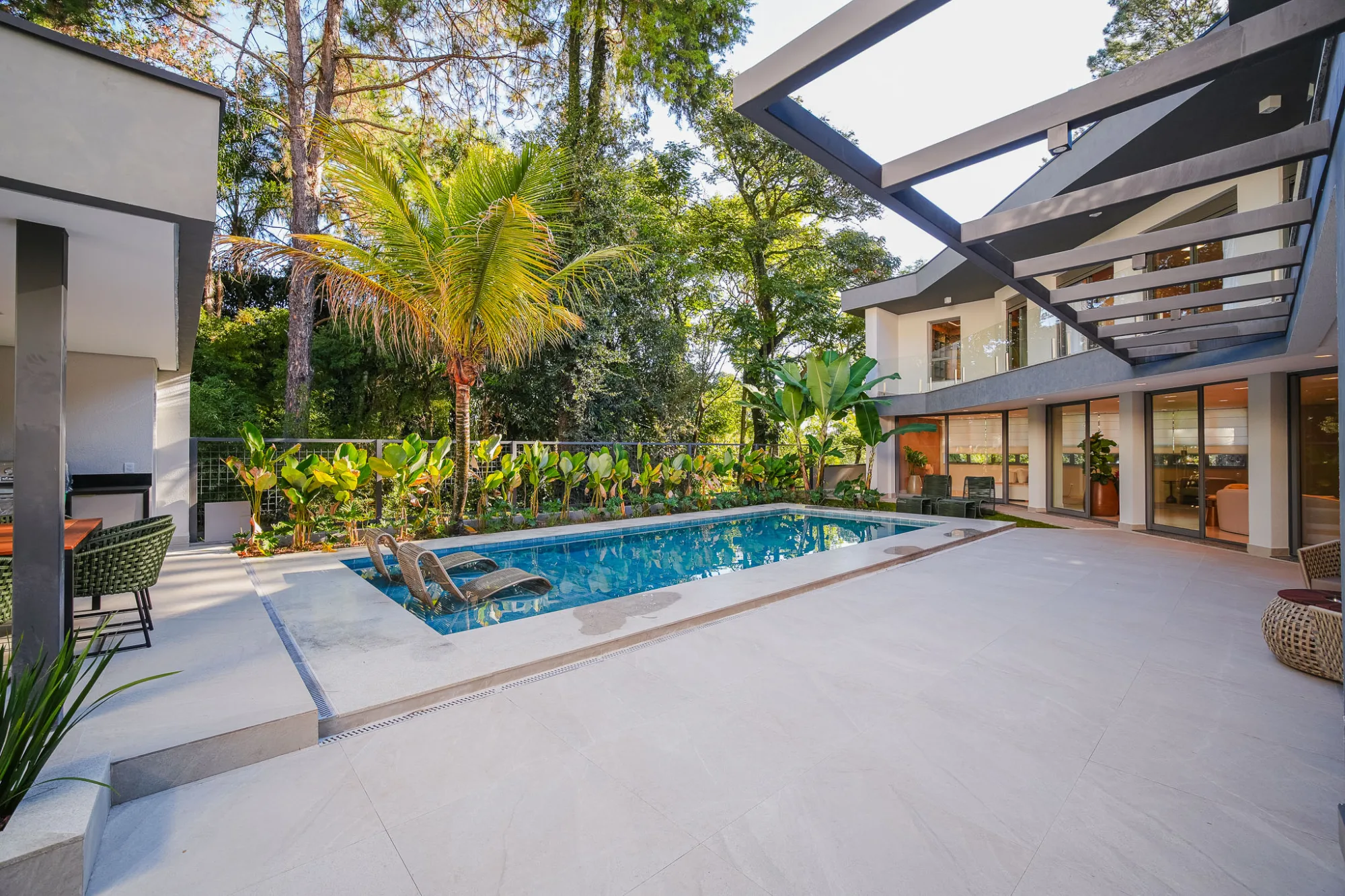 Casa, 4 suítes, 575m², em Residencial 10 — foto 38