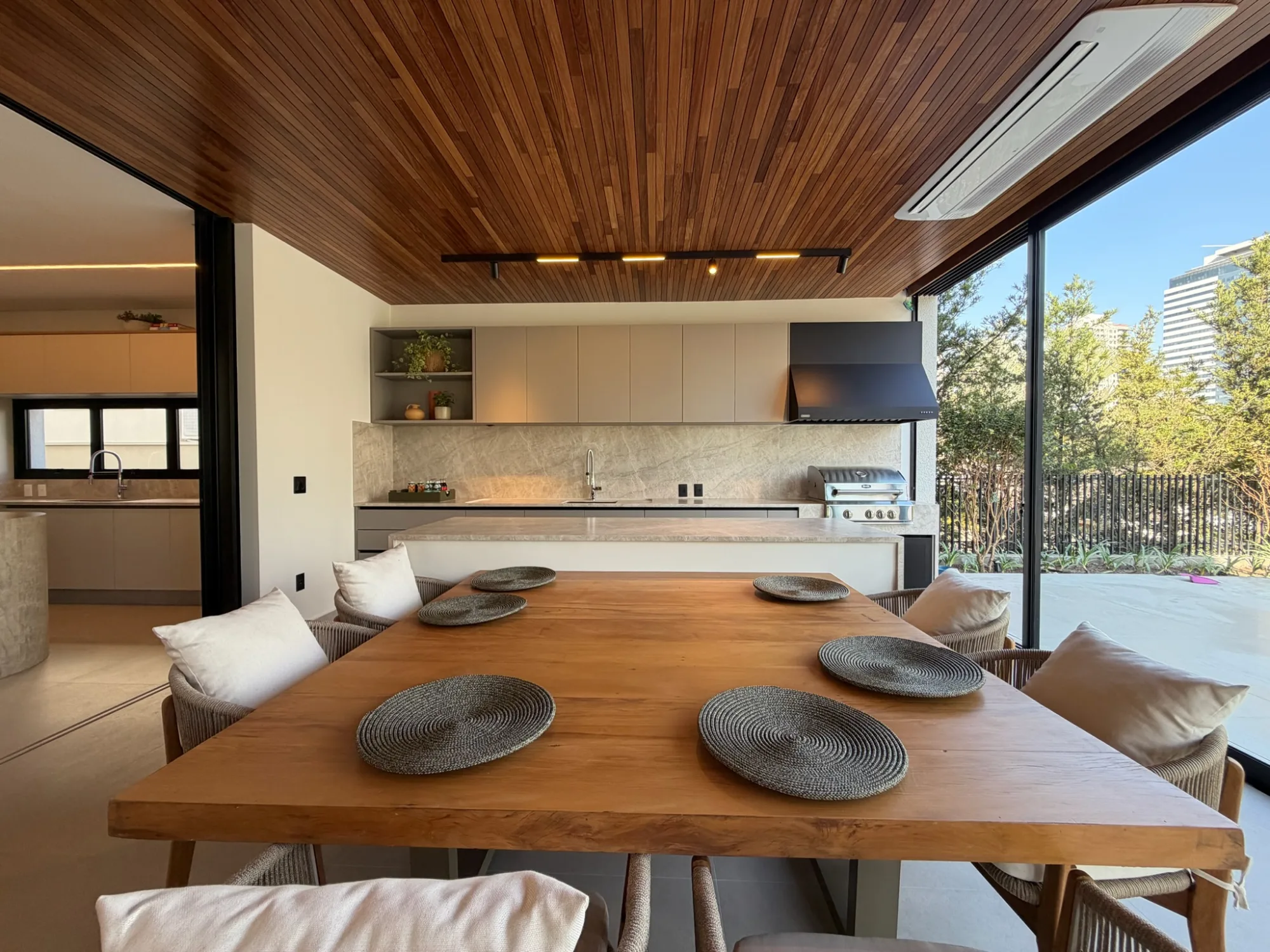 Casa, 4 suítes, 509m², em 18 do Forte — foto 2