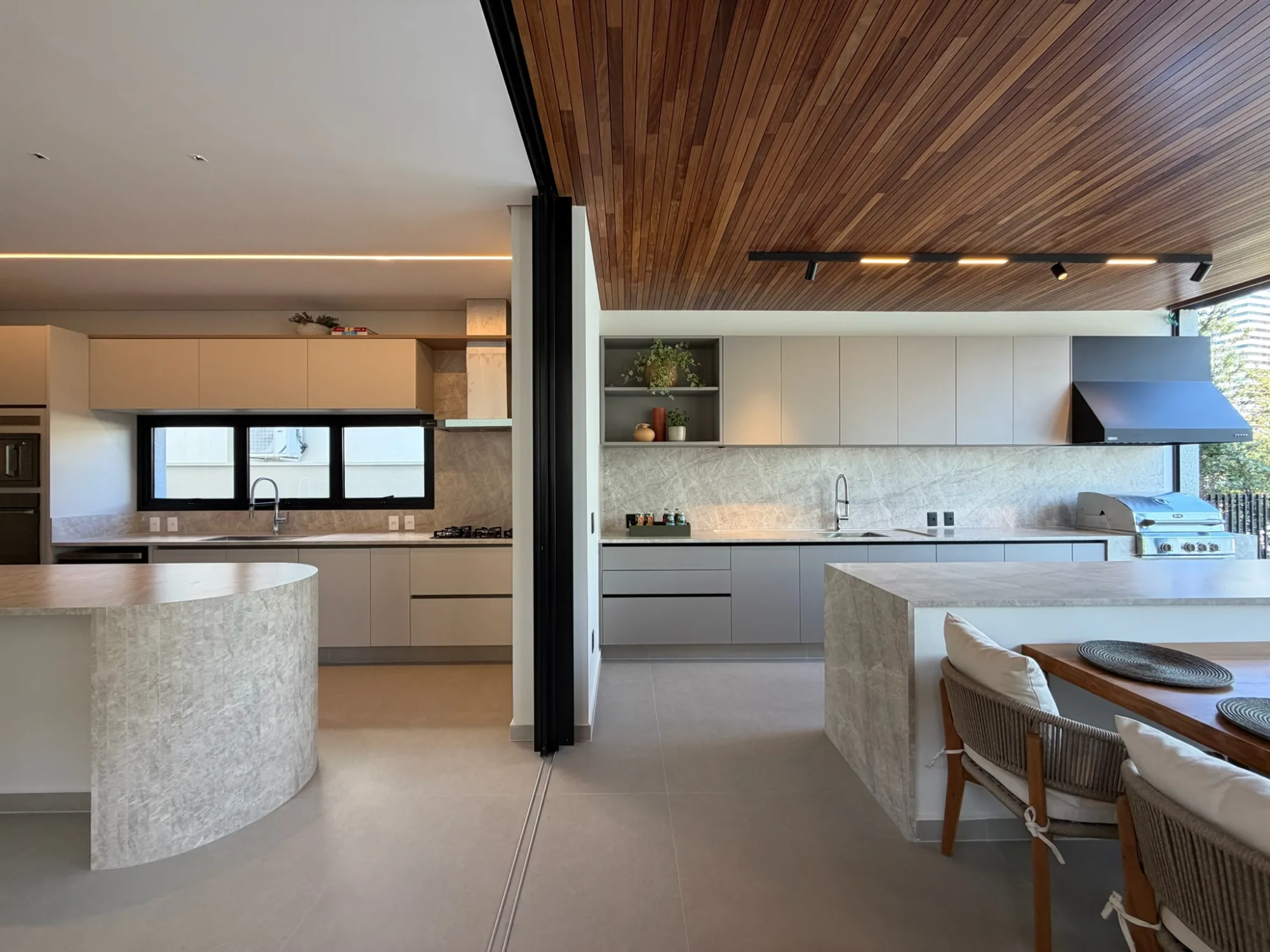Casa, 4 suítes, 509m², em 18 do Forte — foto 3