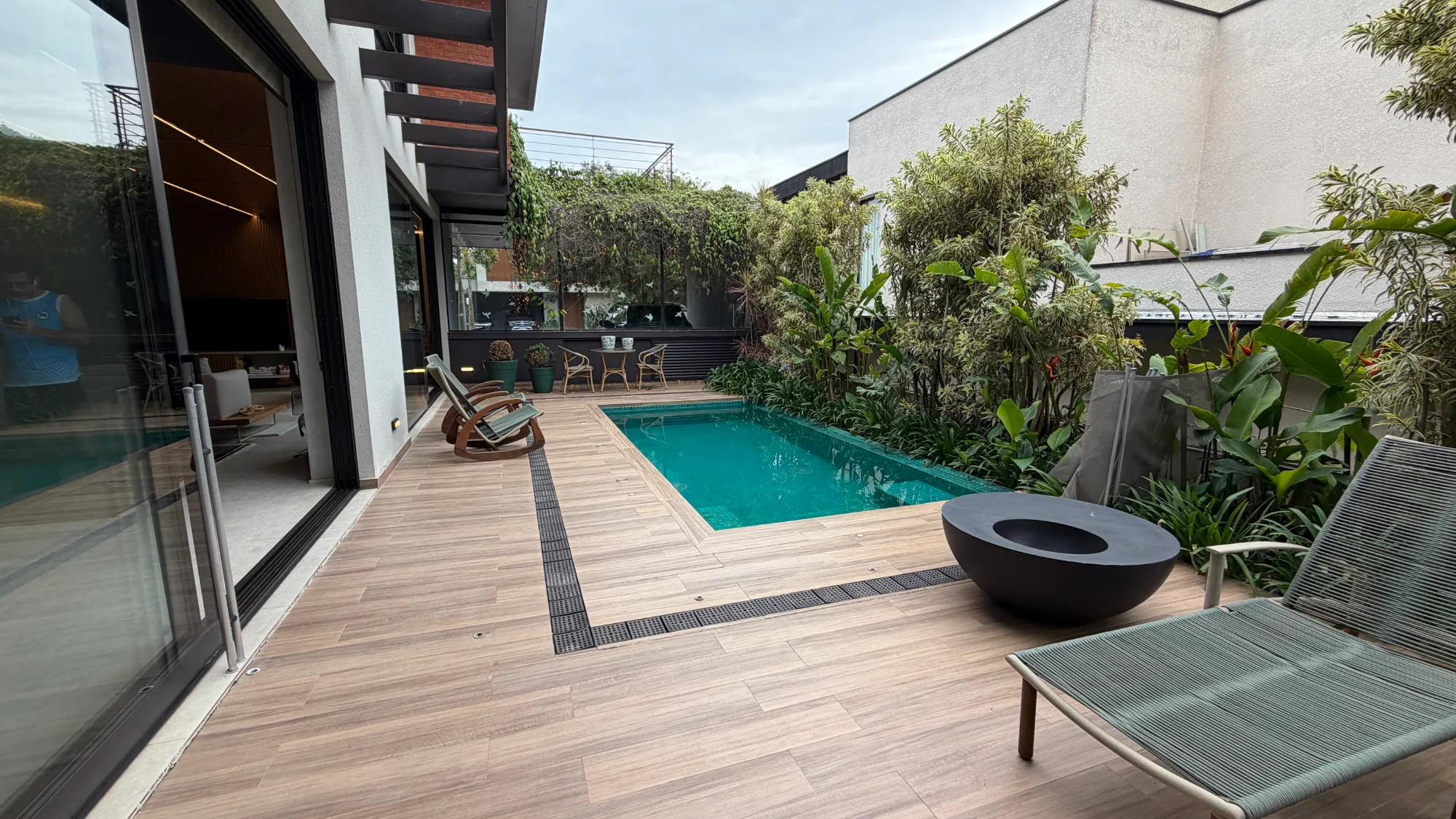 Casa, 3 suítes, 360m², em Genesis 2 — foto 8